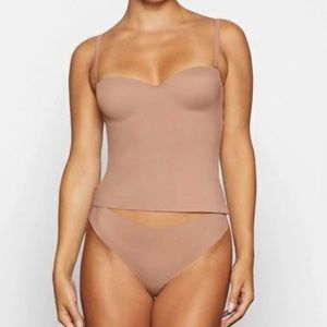 SKIMS Contour Lift Cami Tank. Sienna